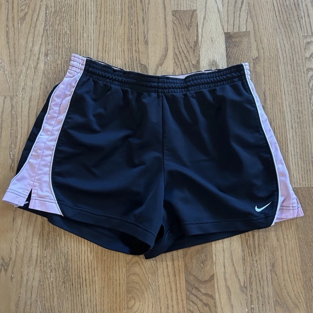 Women’s Nike Black & Pink Athletic Shorts Size Large